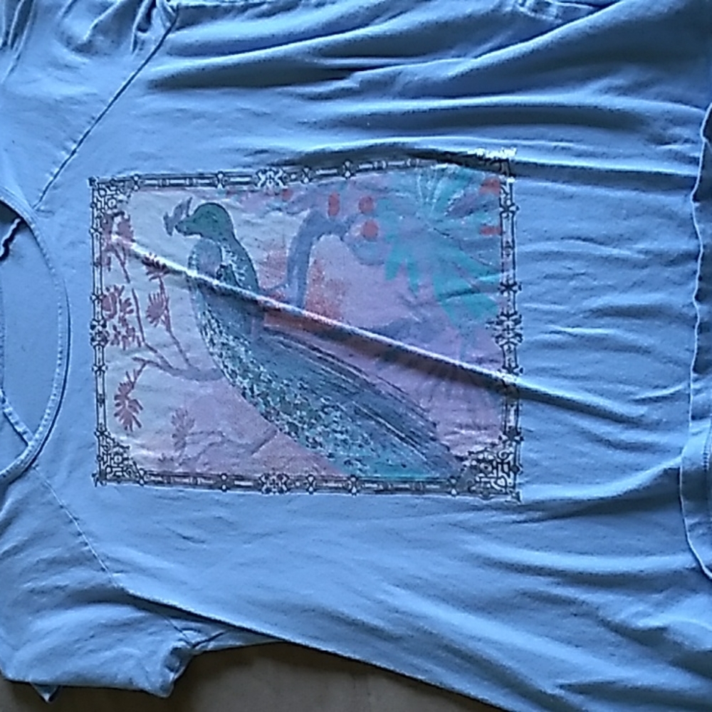 Light blue short sleeve peacock shirt